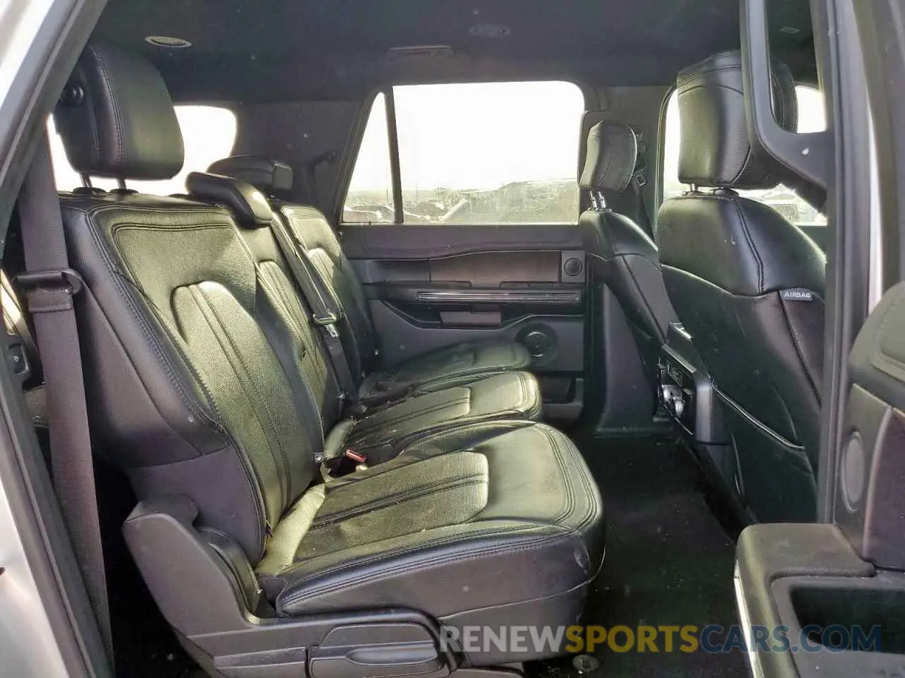 11 Photograph of a damaged car 1FMJK2AT2KEA43307 FORD EXPEDITION 2019
