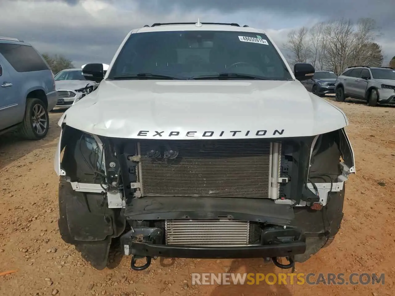 5 Photograph of a damaged car 1FMJK2AT5KEA88046 FORD EXPEDITION 2019