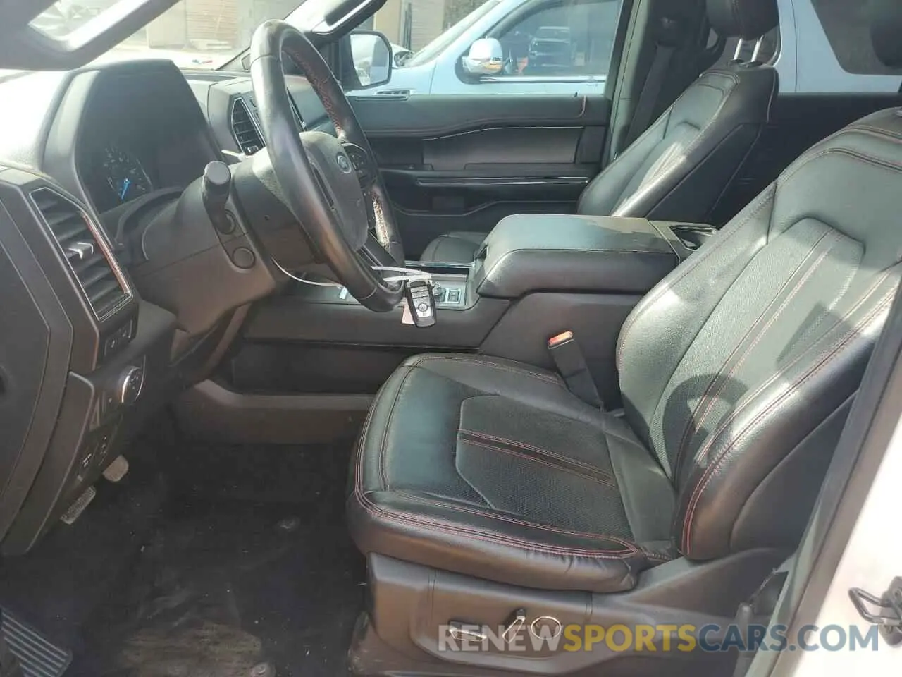 7 Photograph of a damaged car 1FMJK2AT5KEA88046 FORD EXPEDITION 2019