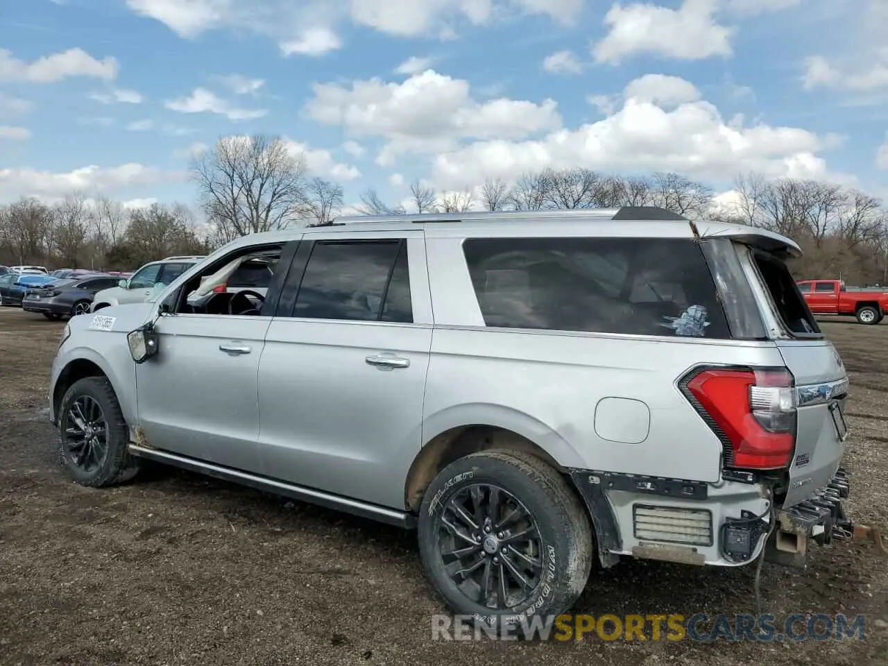 2 Photograph of a damaged car 1FMJK2AT6KEA38434 FORD EXPEDITION 2019