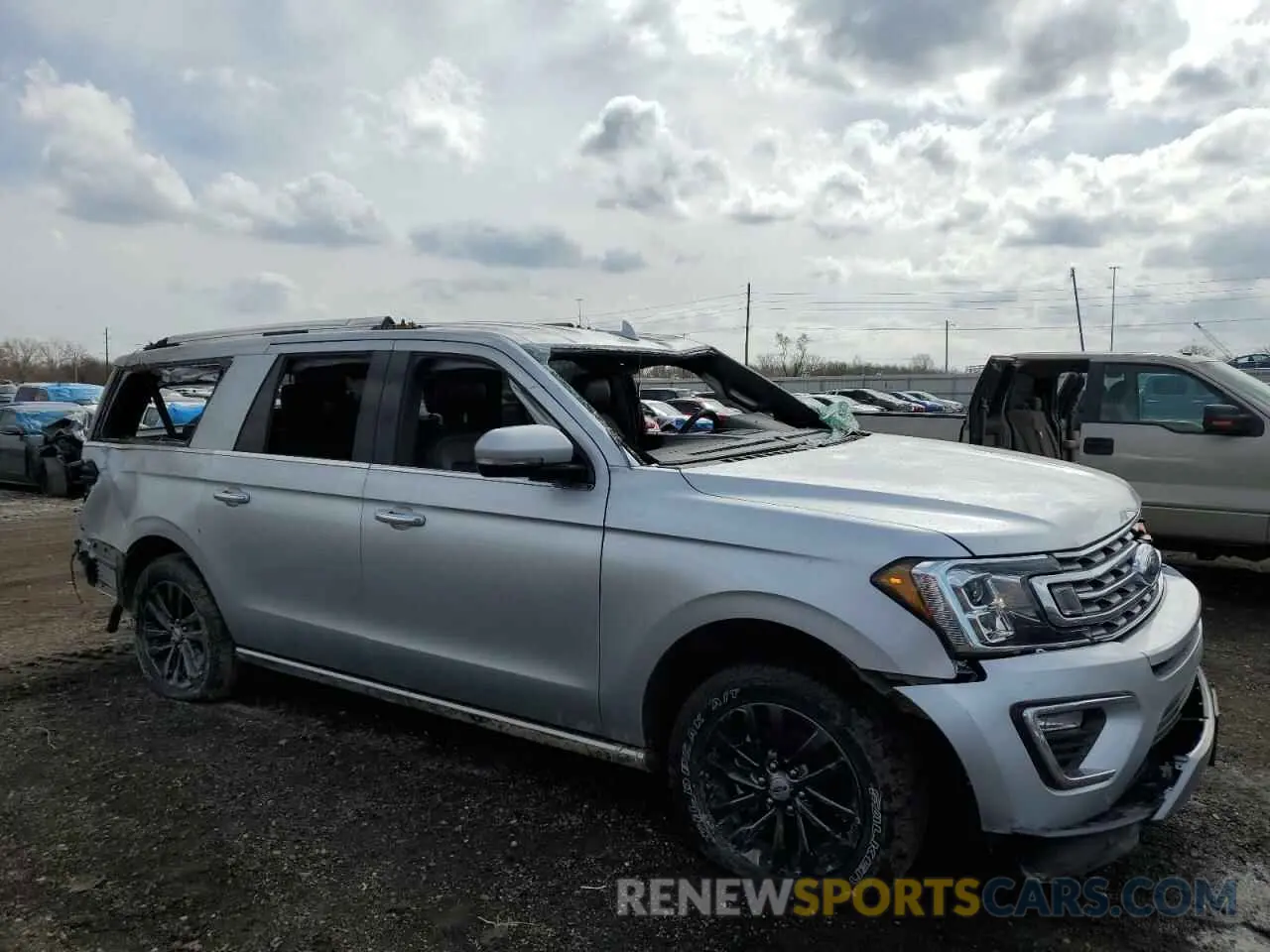 4 Photograph of a damaged car 1FMJK2AT6KEA38434 FORD EXPEDITION 2019