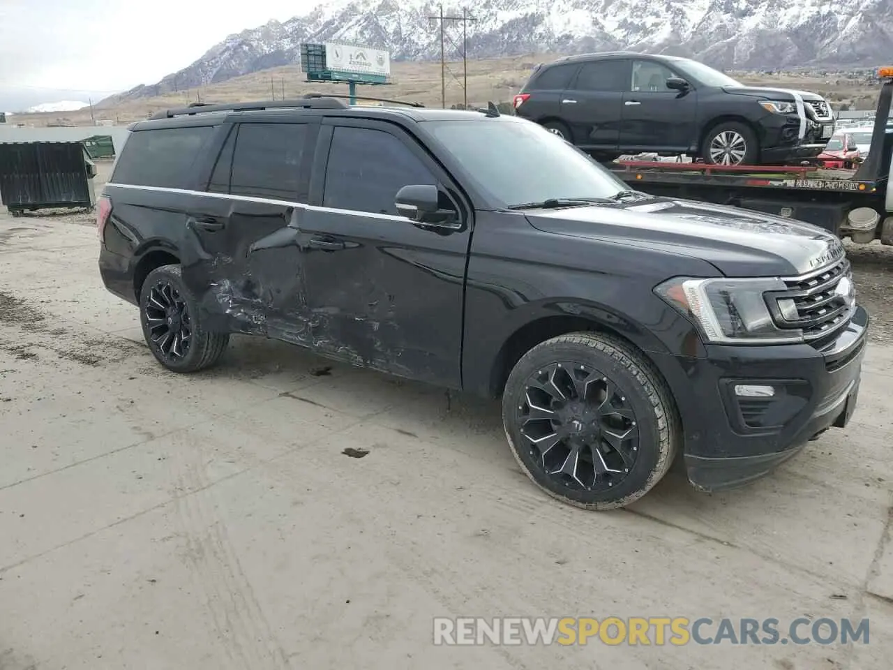 4 Photograph of a damaged car 1FMJK2AT6KEA69750 FORD EXPEDITION 2019