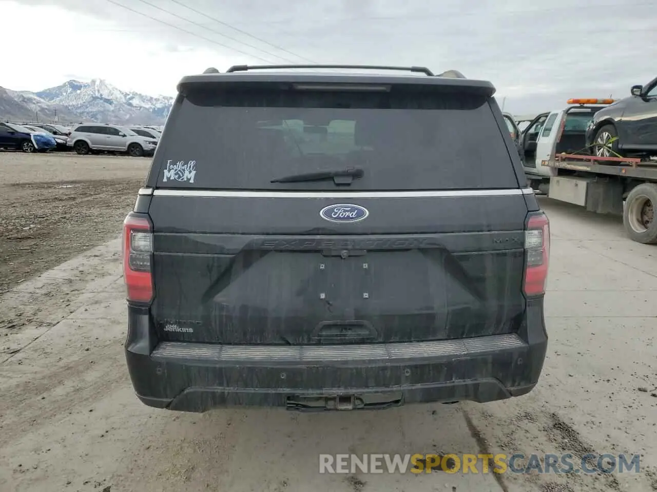 6 Photograph of a damaged car 1FMJK2AT6KEA69750 FORD EXPEDITION 2019