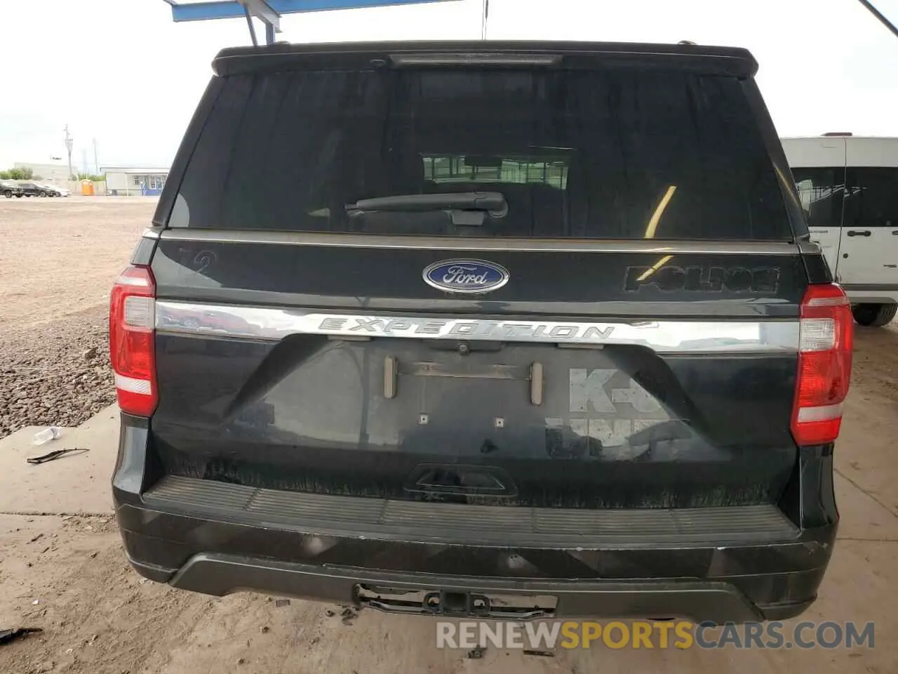 6 Photograph of a damaged car 1FMJU1GT1KEA43746 FORD EXPEDITION 2019