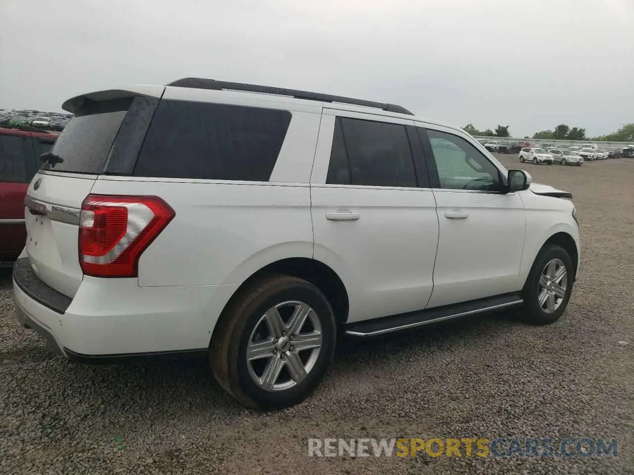 3 Photograph of a damaged car 1FMJU1HT0KEA47639 FORD EXPEDITION 2019