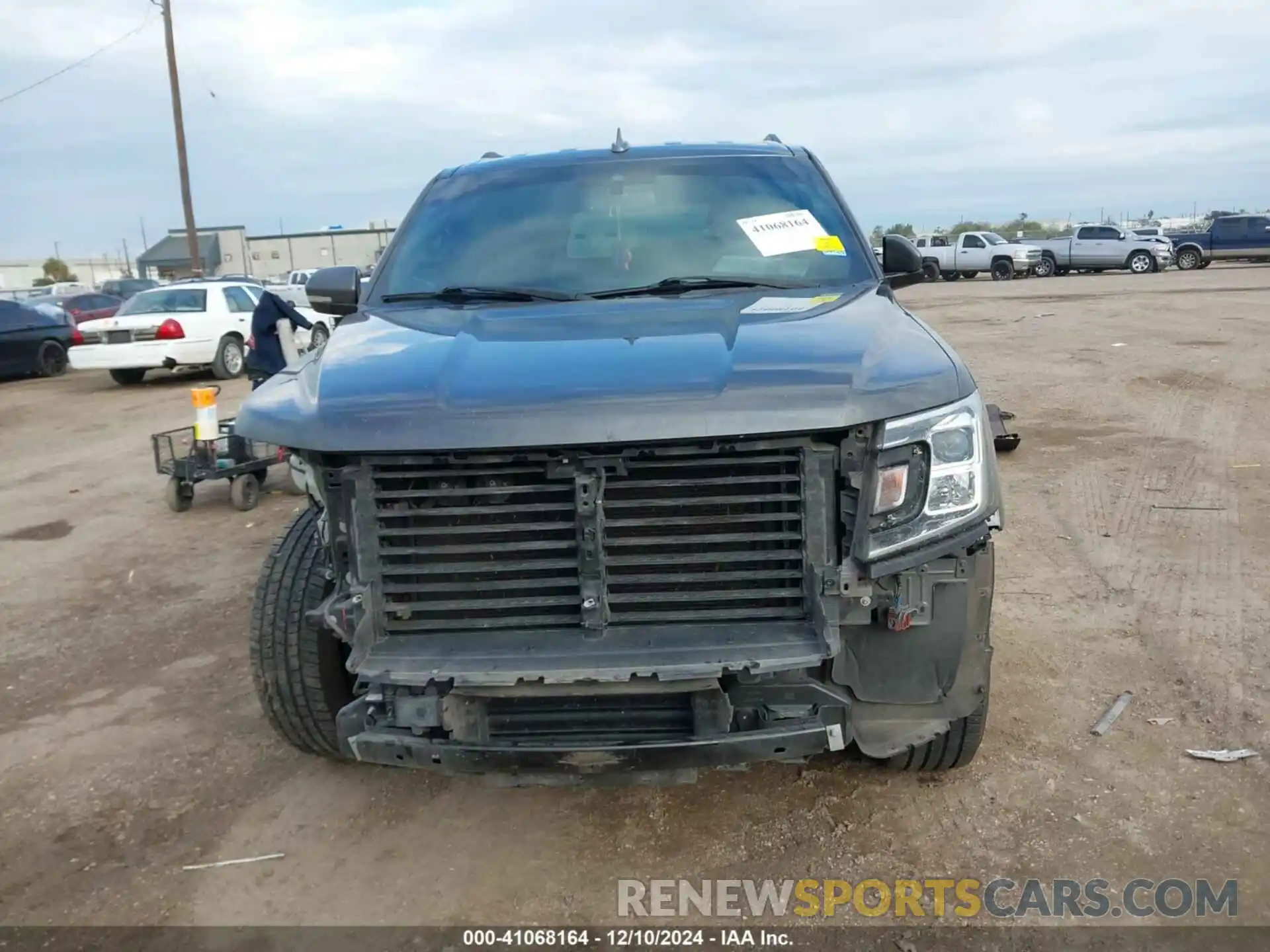 13 Photograph of a damaged car 1FMJU1HT1KEA60514 FORD EXPEDITION 2019