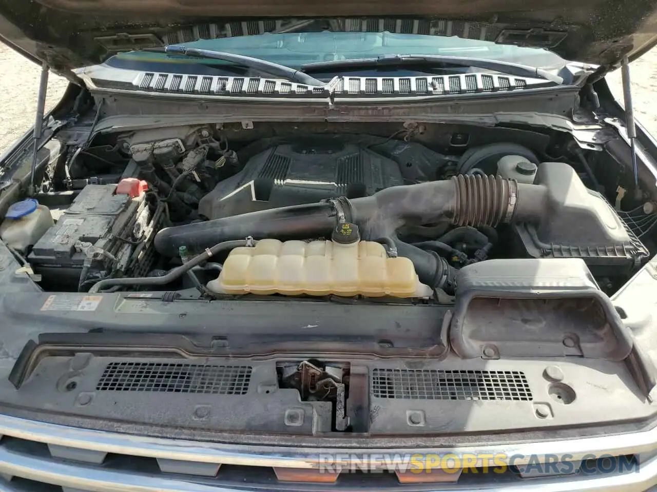 12 Photograph of a damaged car 1FMJU1HT2KEA03559 FORD EXPEDITION 2019