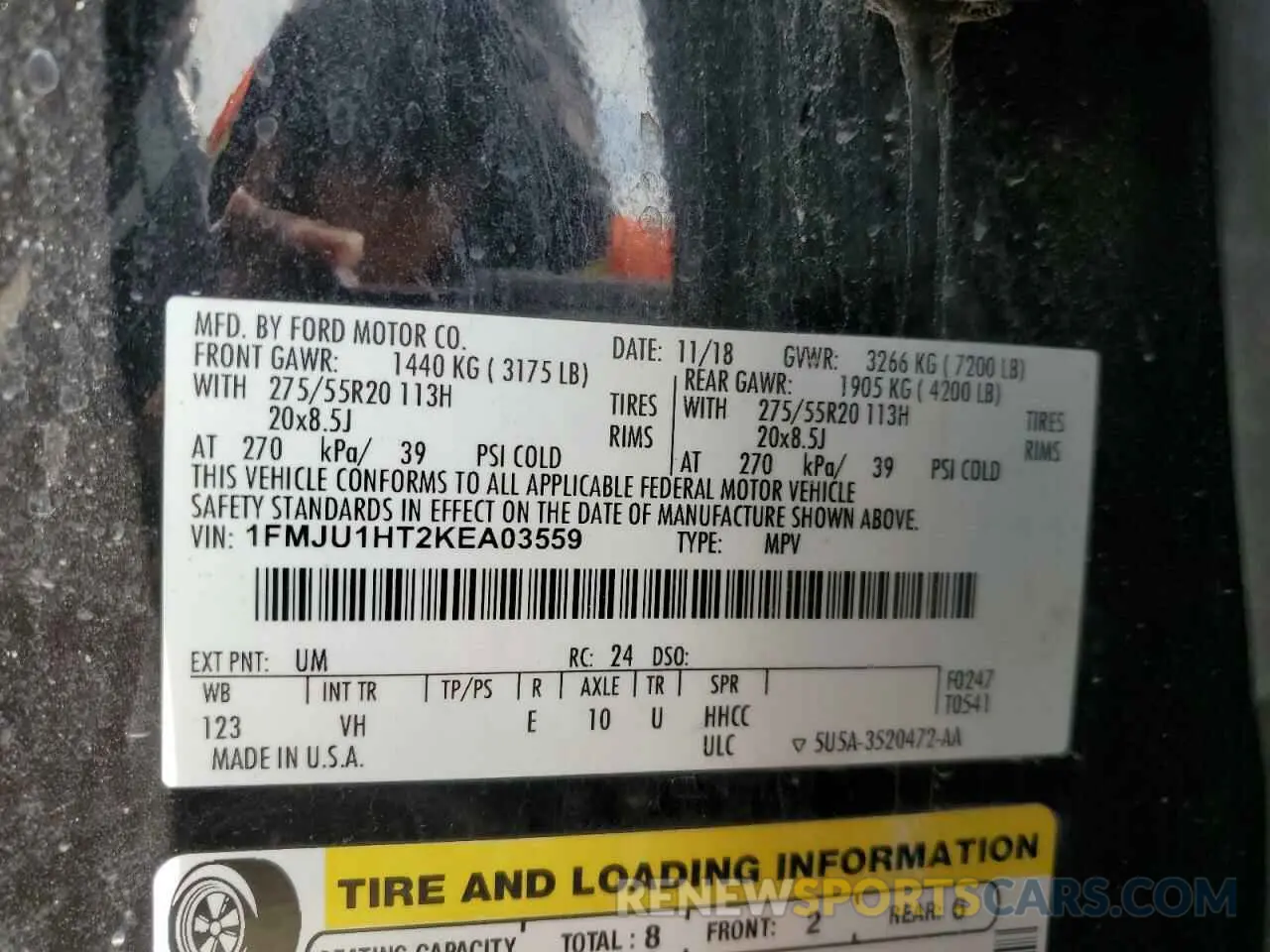 13 Photograph of a damaged car 1FMJU1HT2KEA03559 FORD EXPEDITION 2019