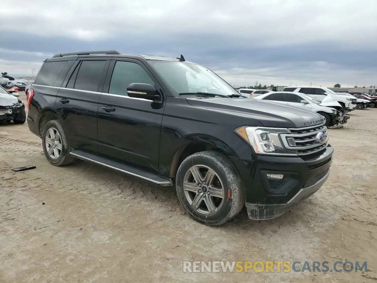 4 Photograph of a damaged car 1FMJU1HT2KEA03559 FORD EXPEDITION 2019