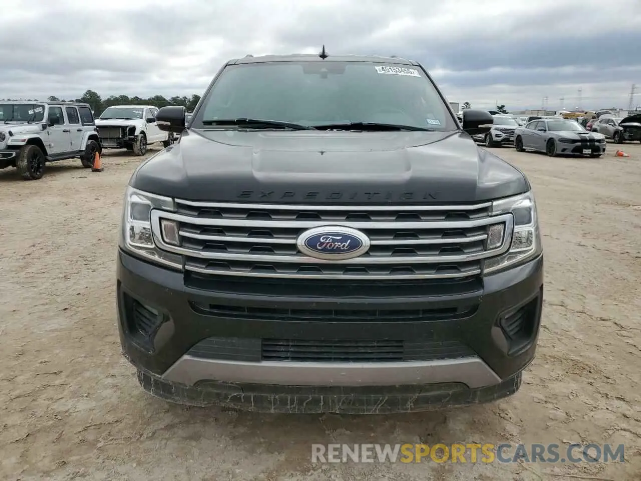 5 Photograph of a damaged car 1FMJU1HT2KEA03559 FORD EXPEDITION 2019