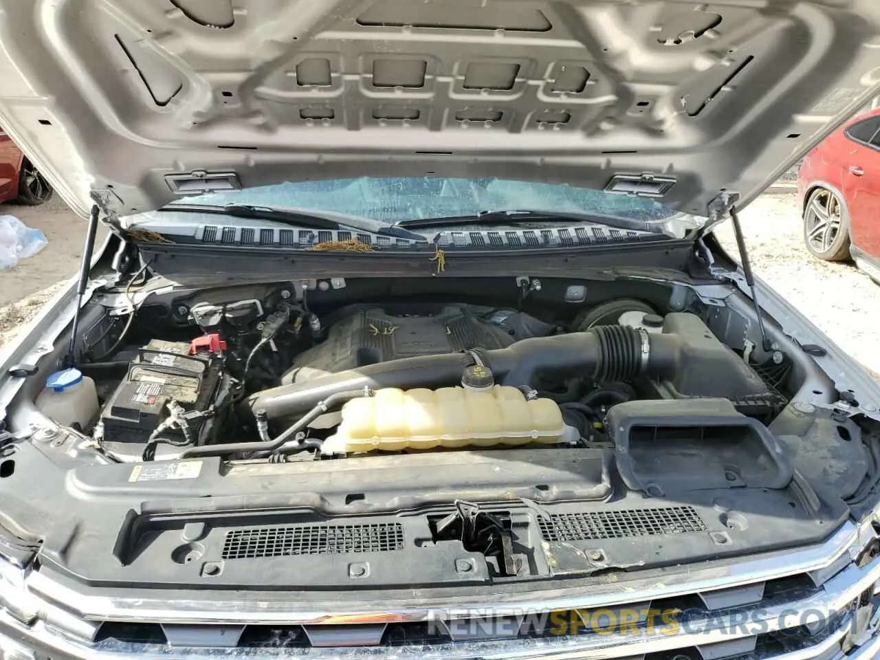 12 Photograph of a damaged car 1FMJU1HT2KEA44869 FORD EXPEDITION 2019