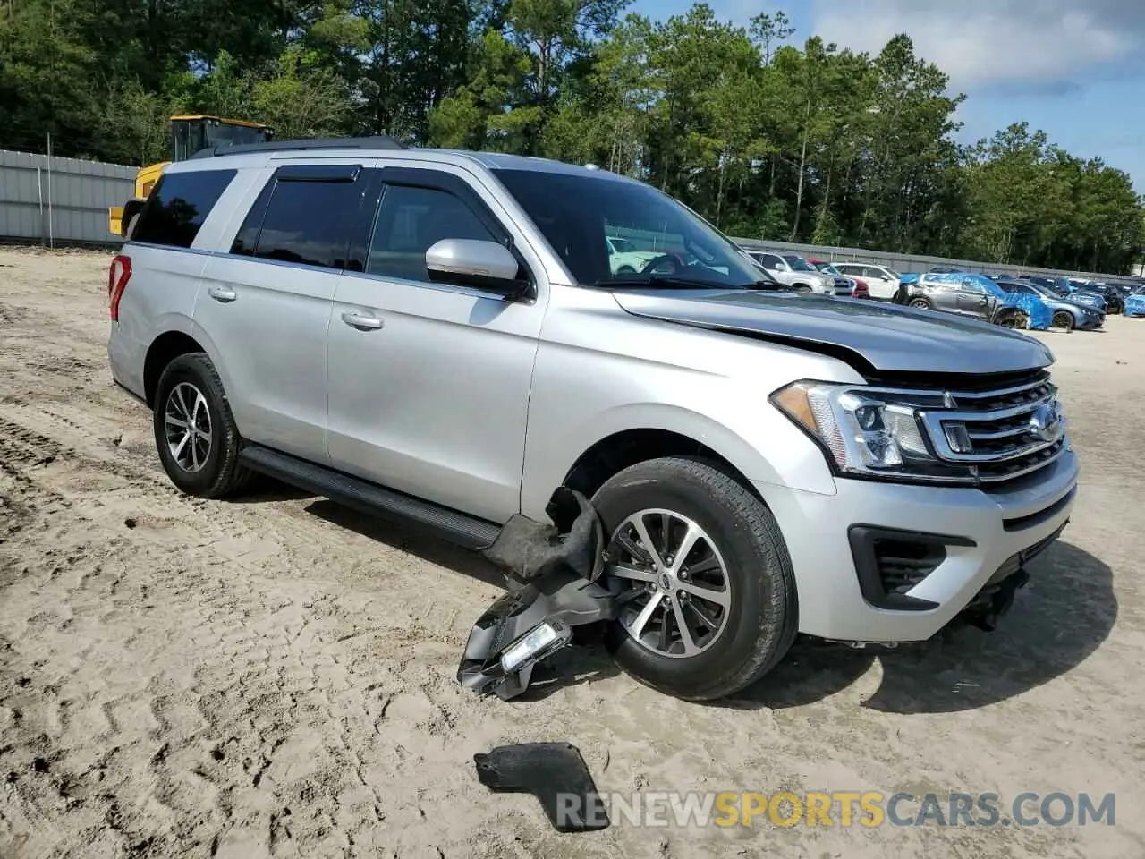 4 Photograph of a damaged car 1FMJU1HT2KEA44869 FORD EXPEDITION 2019