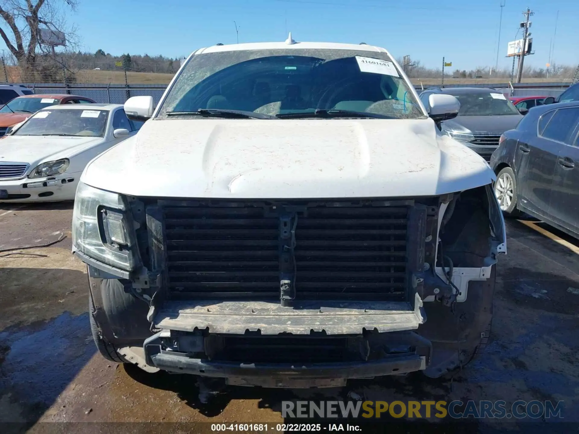 12 Photograph of a damaged car 1FMJU1HT3KEA12044 FORD EXPEDITION 2019