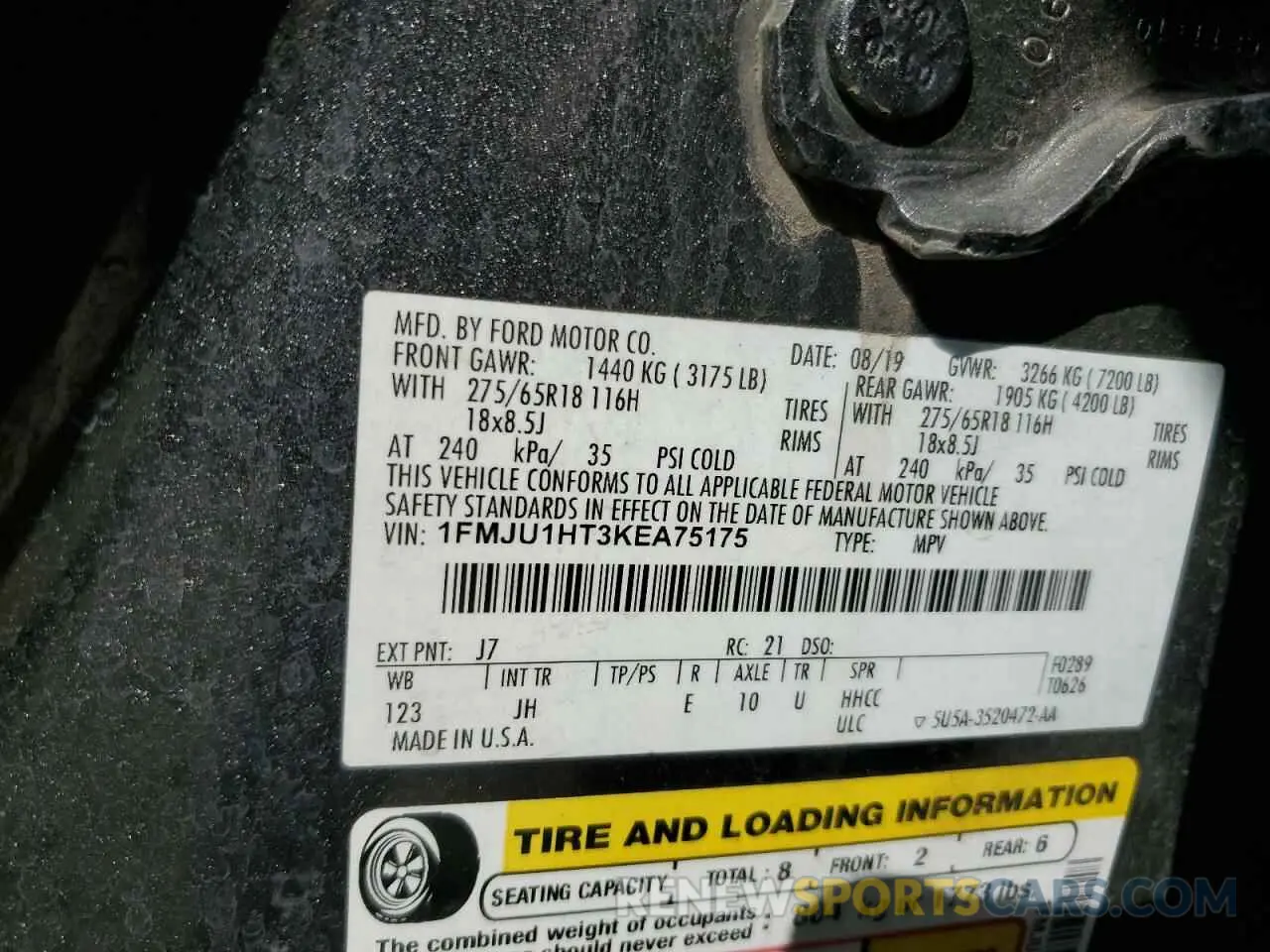 14 Photograph of a damaged car 1FMJU1HT3KEA75175 FORD EXPEDITION 2019