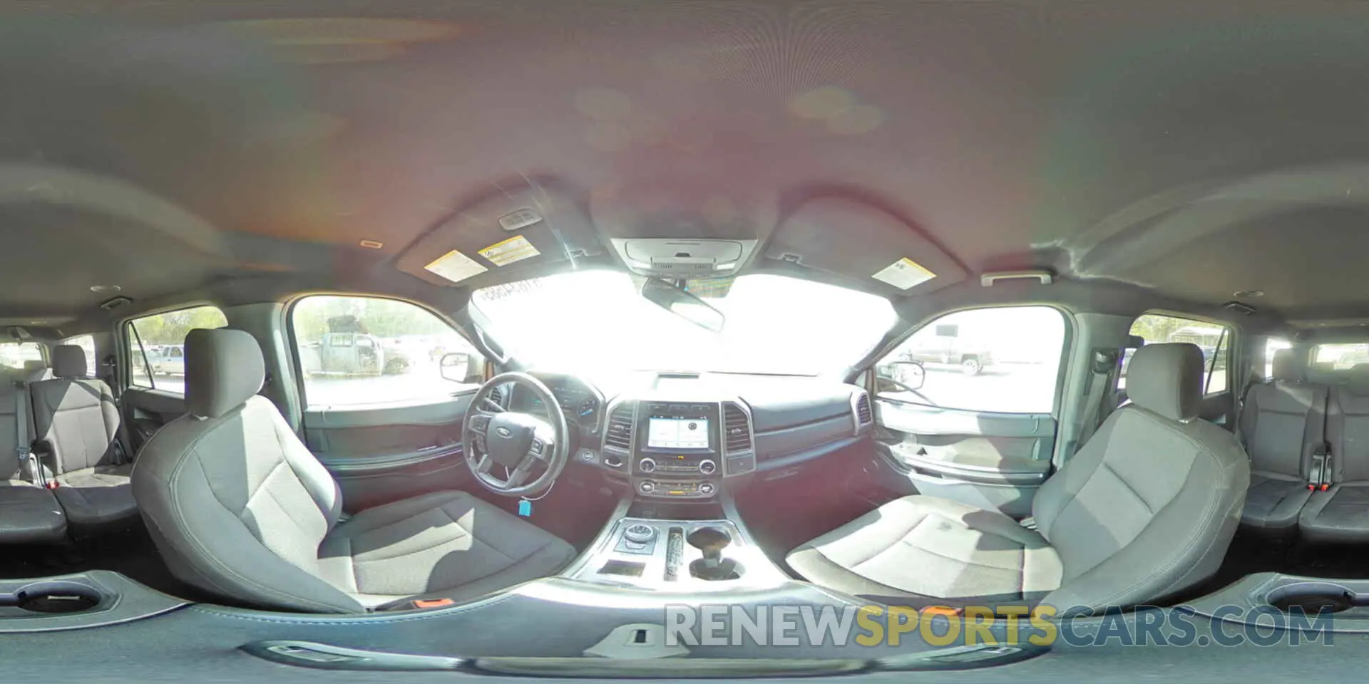 16 Photograph of a damaged car 1FMJU1HT3KEA75175 FORD EXPEDITION 2019