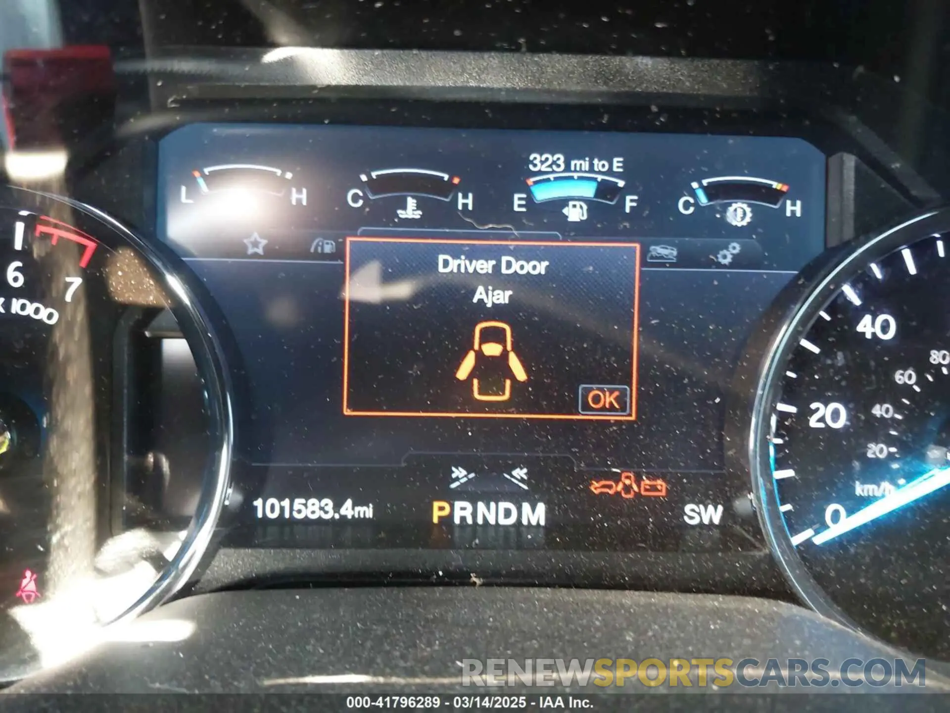 7 Photograph of a damaged car 1FMJU1HT5KEA82614 FORD EXPEDITION 2019