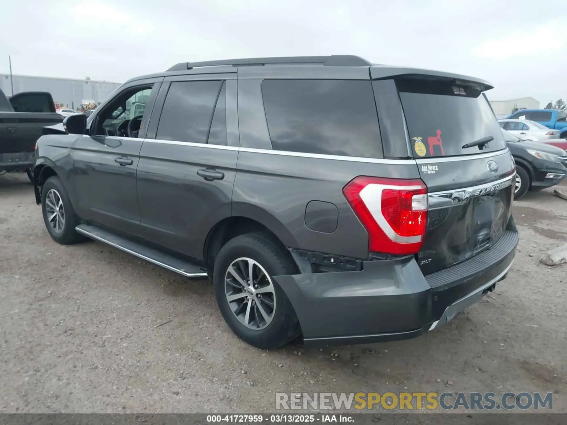 3 Photograph of a damaged car 1FMJU1HT7KEA11849 FORD EXPEDITION 2019