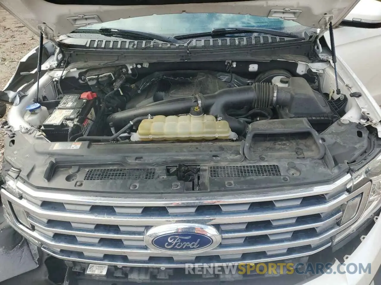 13 Photograph of a damaged car 1FMJU1HT7KEA71047 FORD EXPEDITION 2019