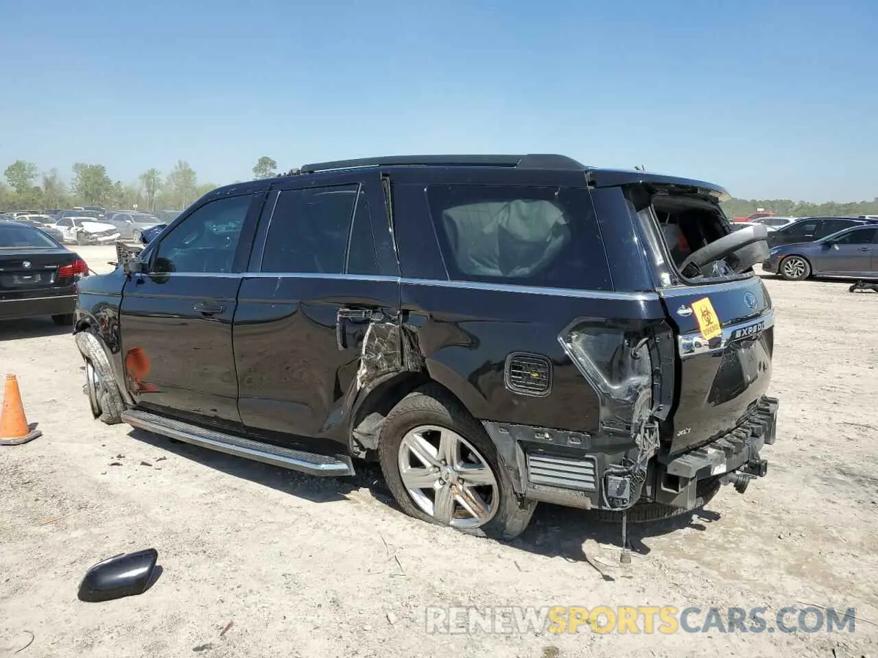 2 Photograph of a damaged car 1FMJU1HT9KEA69428 FORD EXPEDITION 2019