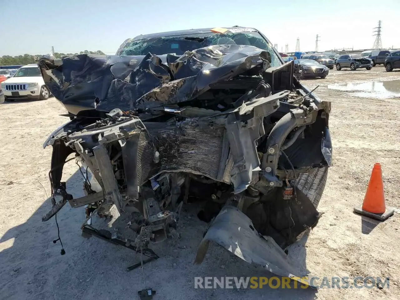 5 Photograph of a damaged car 1FMJU1HT9KEA69428 FORD EXPEDITION 2019