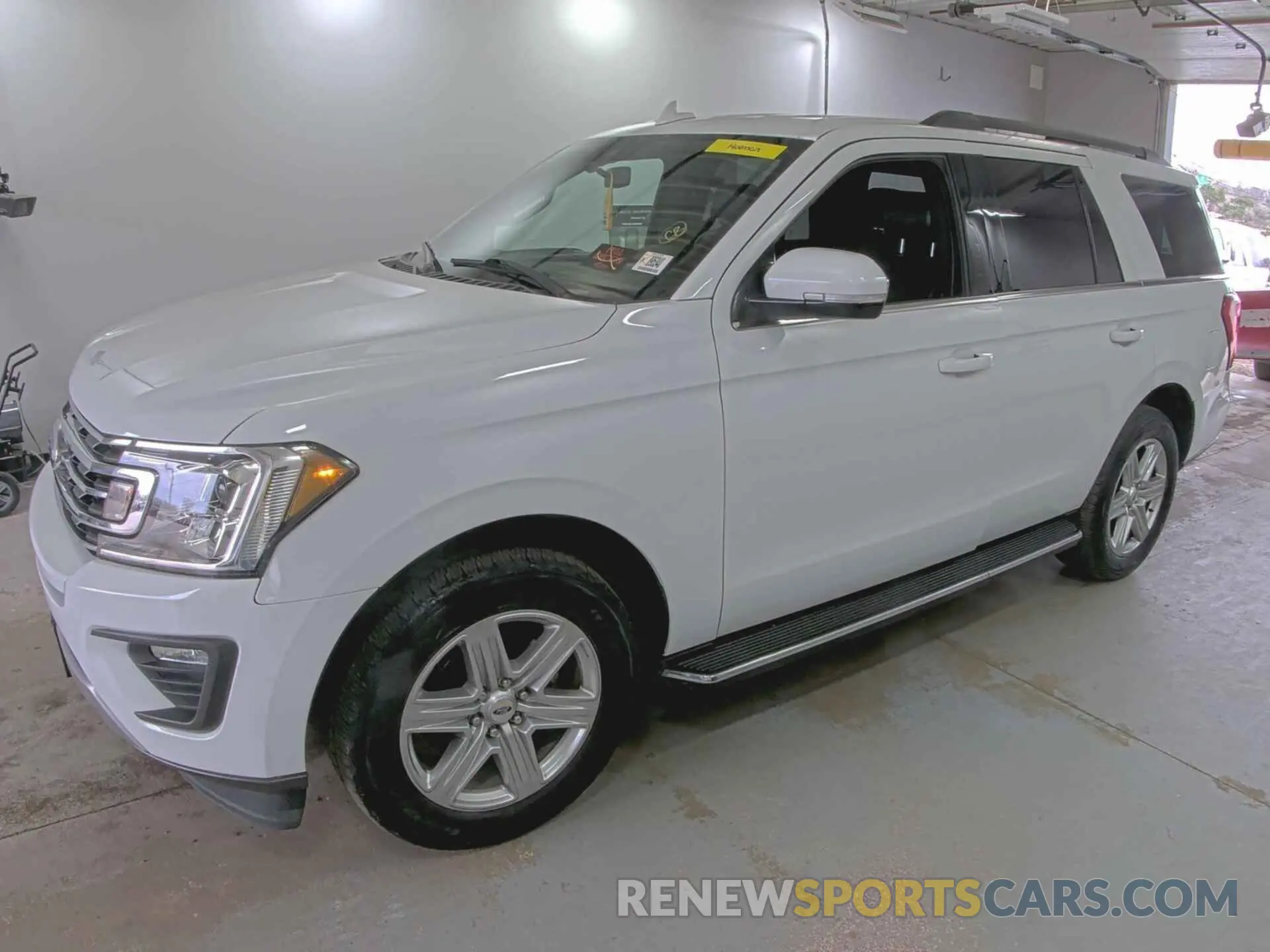 3 Photograph of a damaged car 1FMJU1JT0KEA88556 FORD EXPEDITION 2019