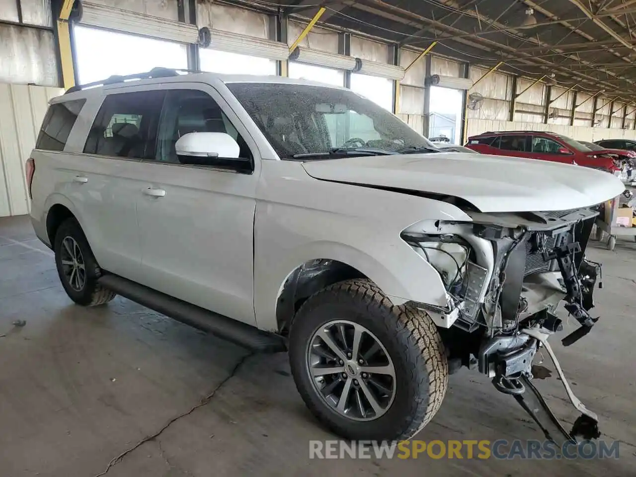 4 Photograph of a damaged car 1FMJU1JT3KEA30943 FORD EXPEDITION 2019