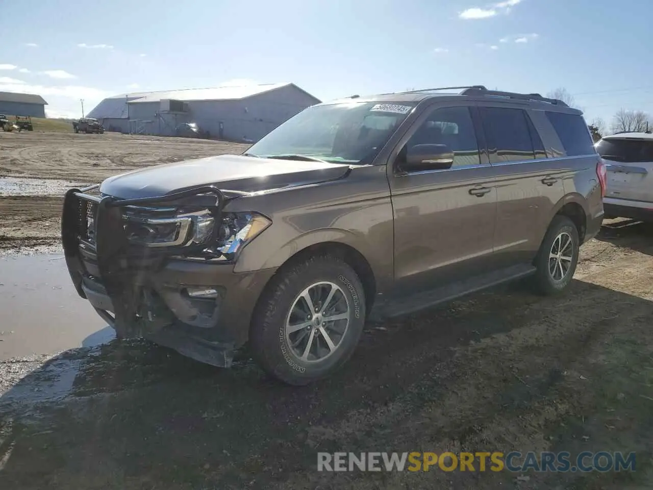1 Photograph of a damaged car 1FMJU1JT4KEA26867 FORD EXPEDITION 2019