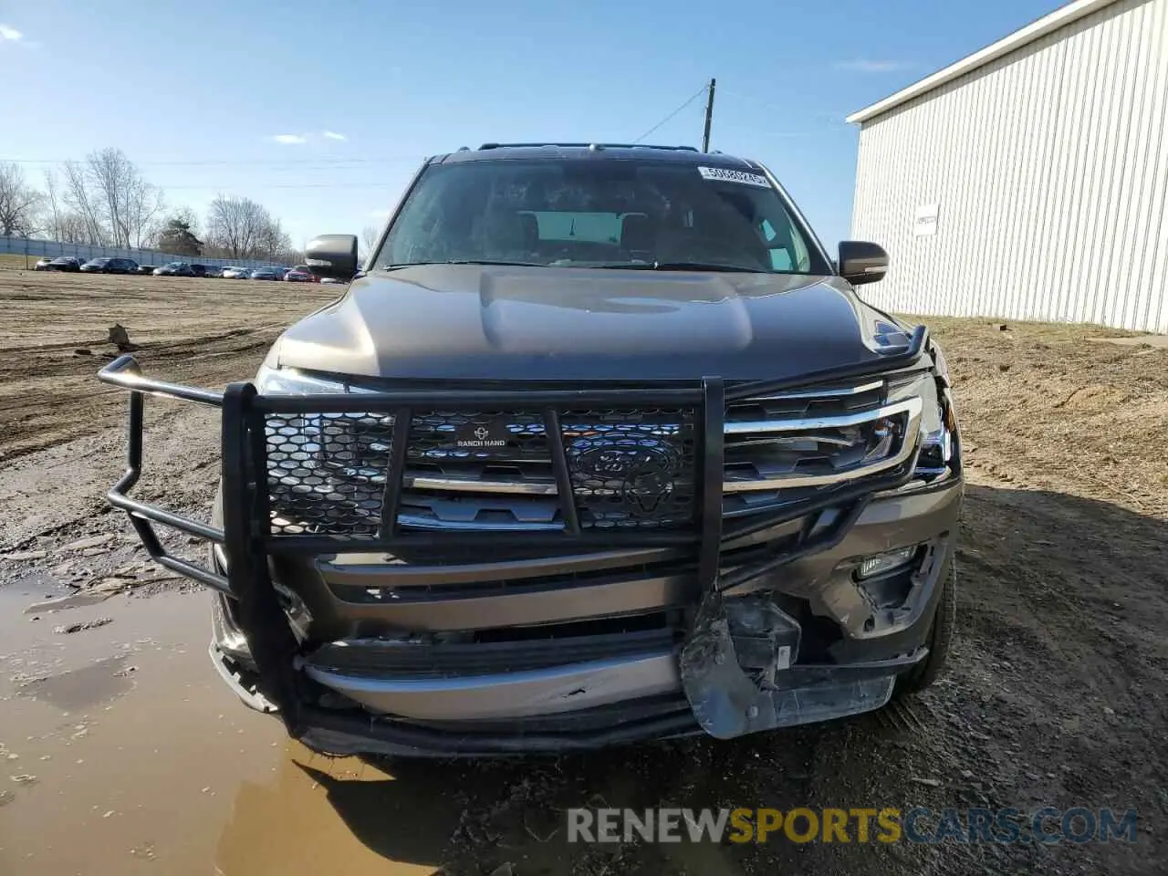 5 Photograph of a damaged car 1FMJU1JT4KEA26867 FORD EXPEDITION 2019