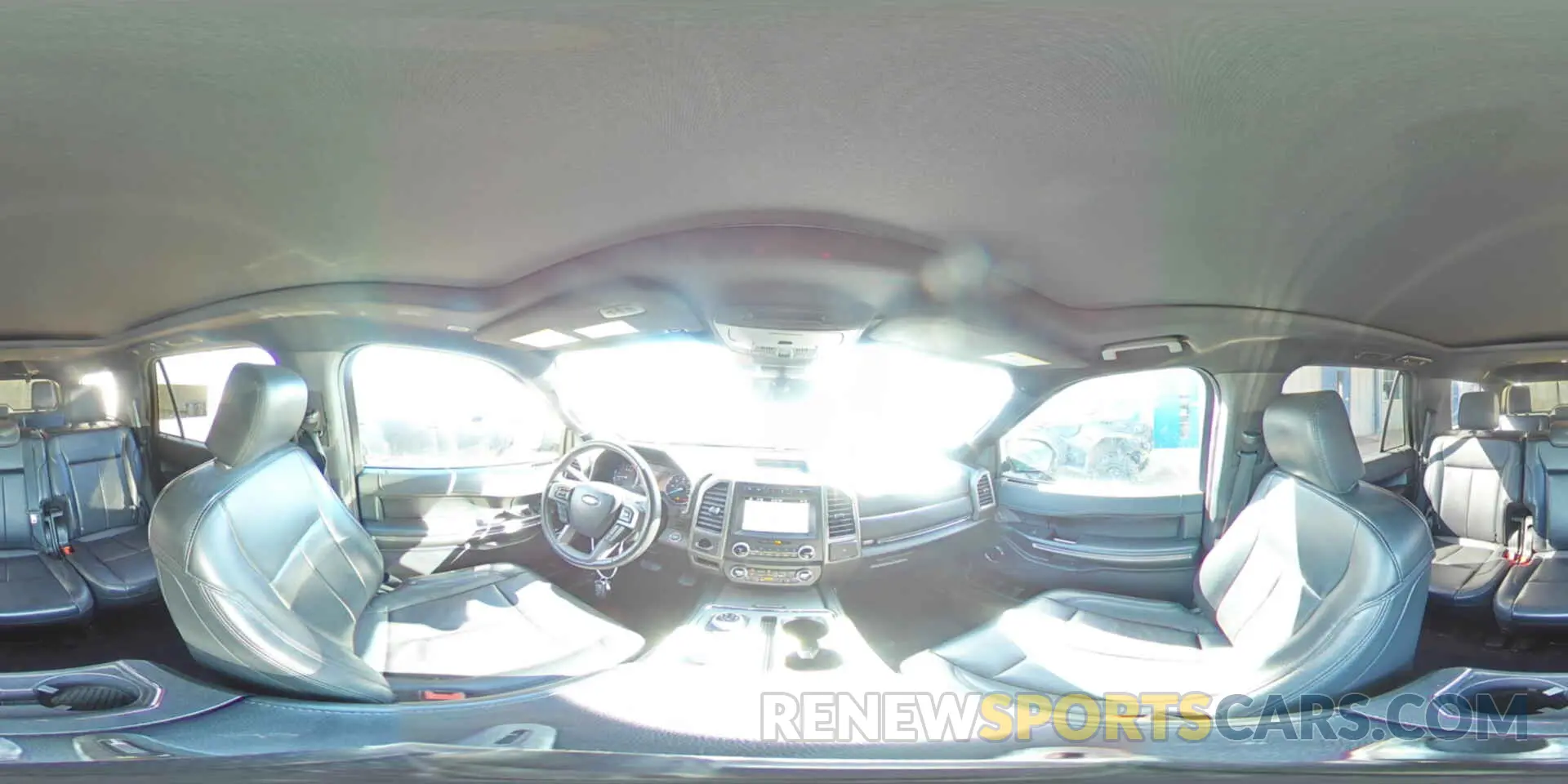 15 Photograph of a damaged car 1FMJU1JT6KEA22965 FORD EXPEDITION 2019