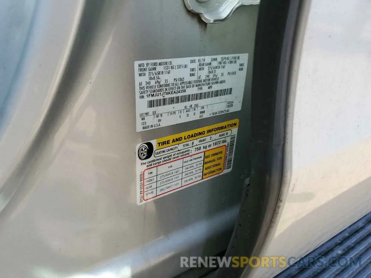 13 Photograph of a damaged car 1FMJU1JT6KEA24358 FORD EXPEDITION 2019