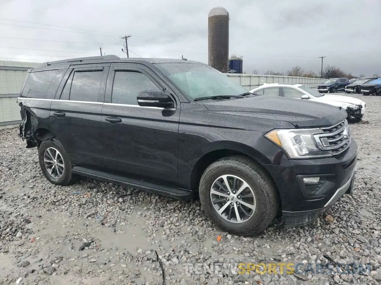 4 Photograph of a damaged car 1FMJU1JT6KEA32718 FORD EXPEDITION 2019