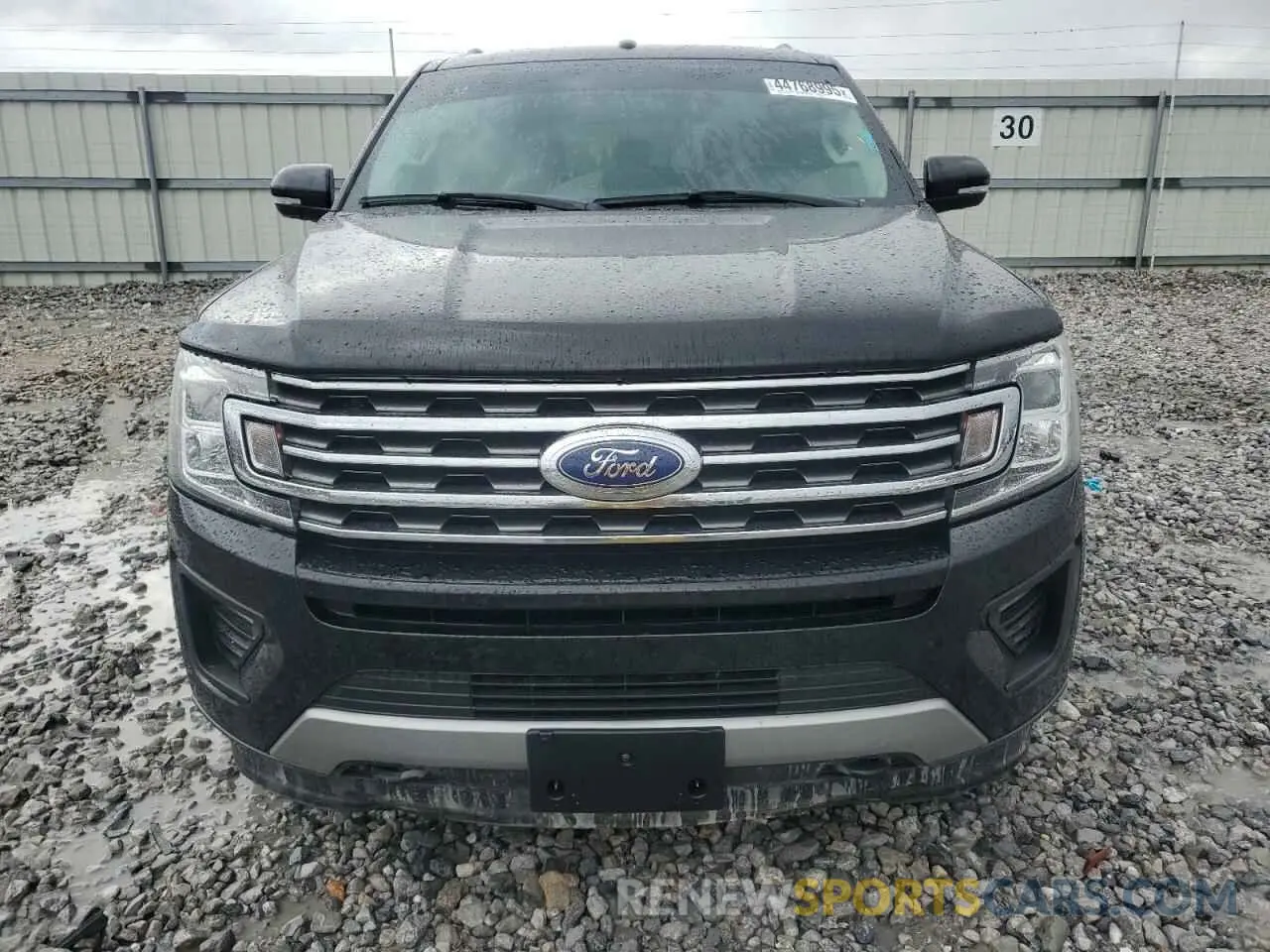 5 Photograph of a damaged car 1FMJU1JT6KEA32718 FORD EXPEDITION 2019