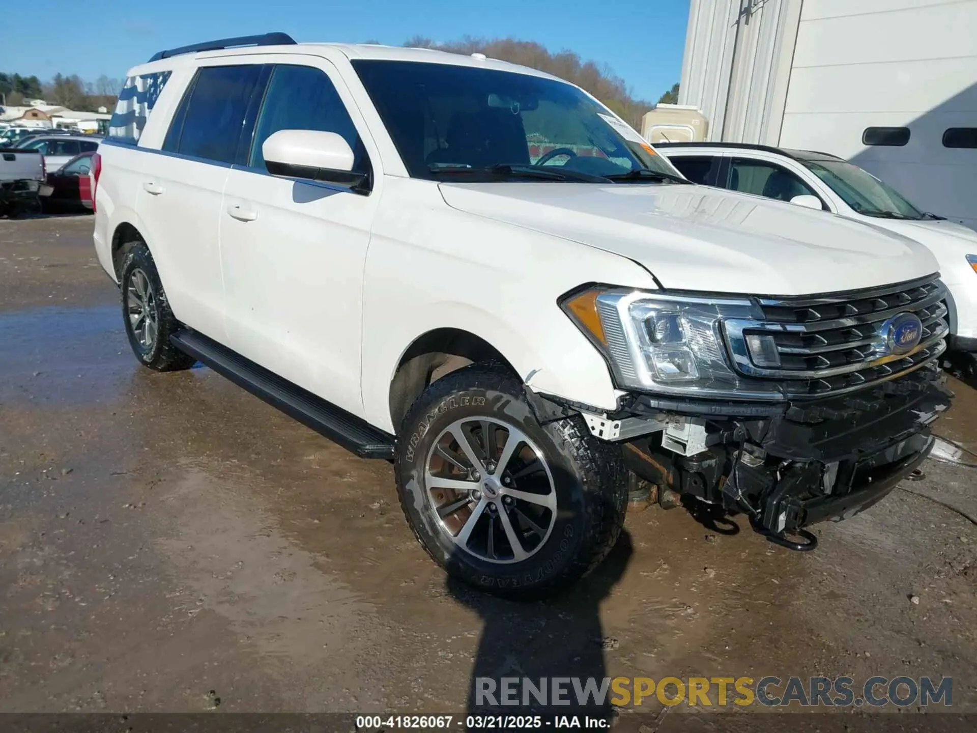 1 Photograph of a damaged car 1FMJU1JT6KEA53410 FORD EXPEDITION 2019