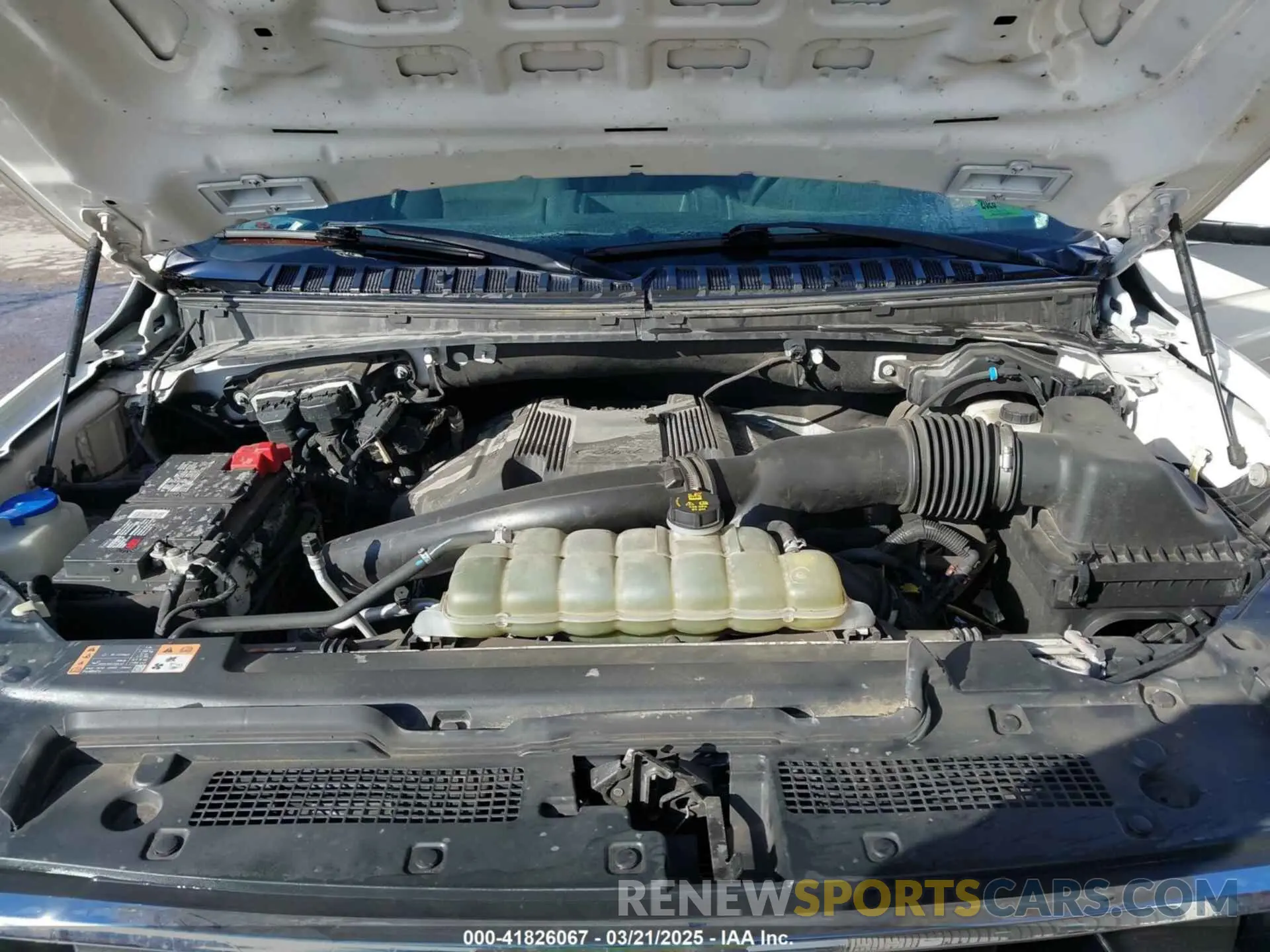 10 Photograph of a damaged car 1FMJU1JT6KEA53410 FORD EXPEDITION 2019