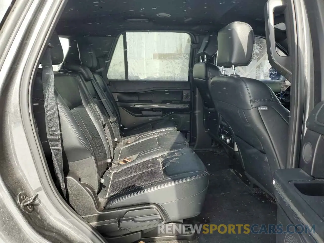 11 Photograph of a damaged car 1FMJU1JT7KEA26815 FORD EXPEDITION 2019