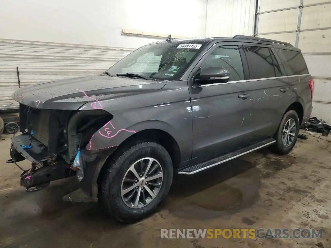 1 Photograph of a damaged car 1FMJU1JT8KEA74193 FORD EXPEDITION 2019