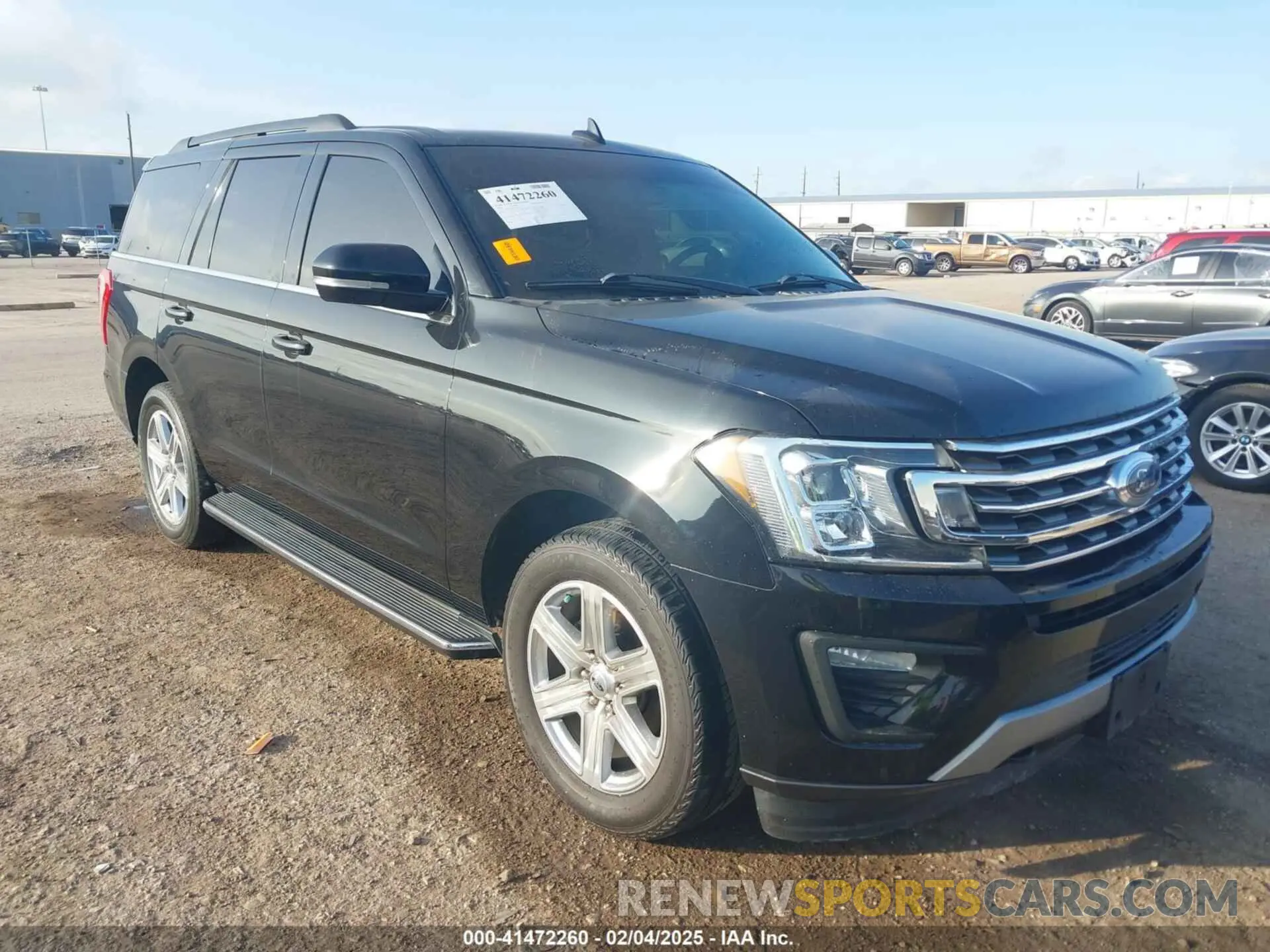 1 Photograph of a damaged car 1FMJU1JT9KEA16156 FORD EXPEDITION 2019