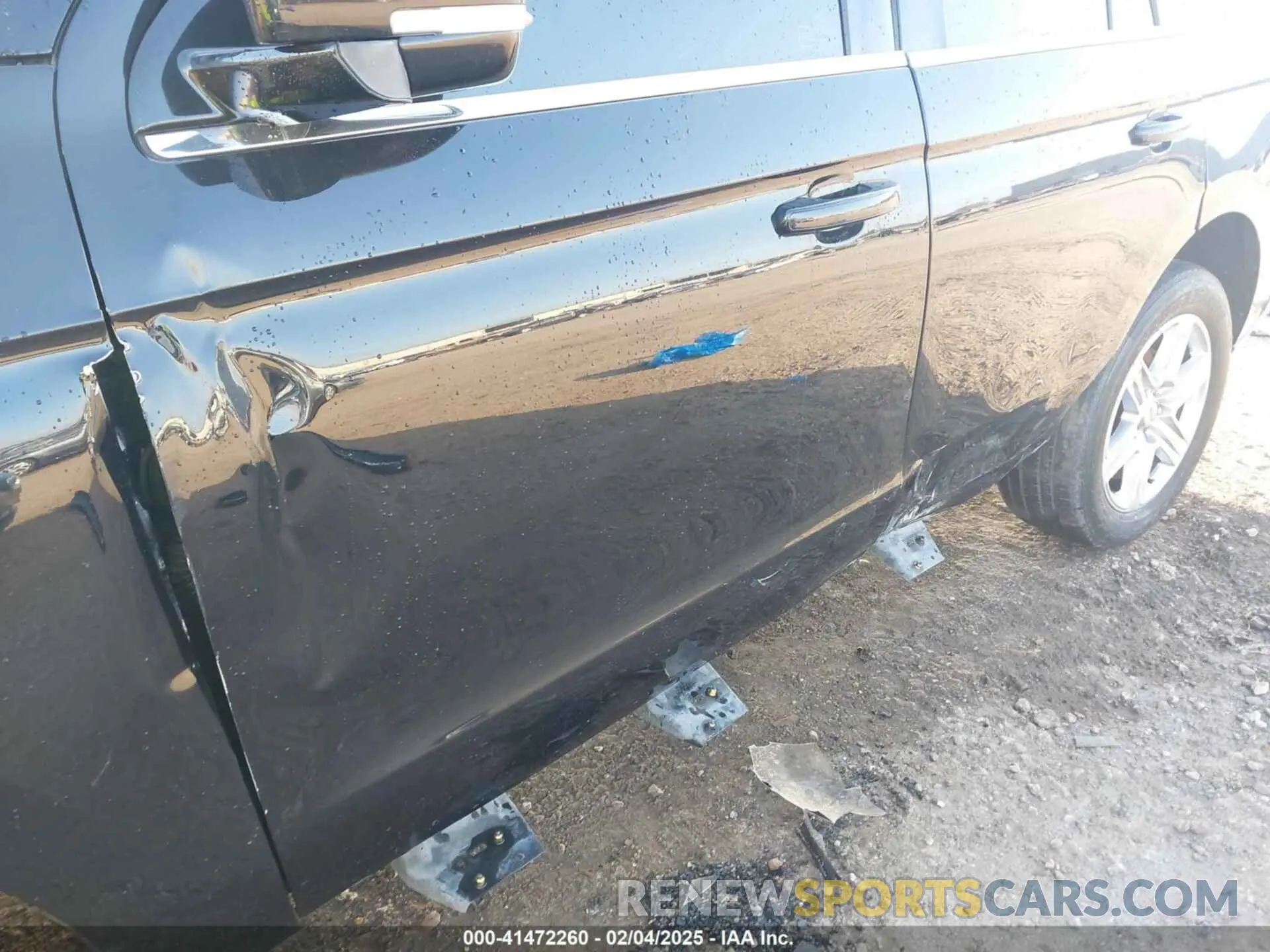 6 Photograph of a damaged car 1FMJU1JT9KEA16156 FORD EXPEDITION 2019