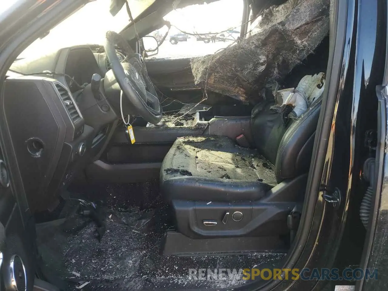 7 Photograph of a damaged car 1FMJU1KT1KEA20457 FORD EXPEDITION 2019