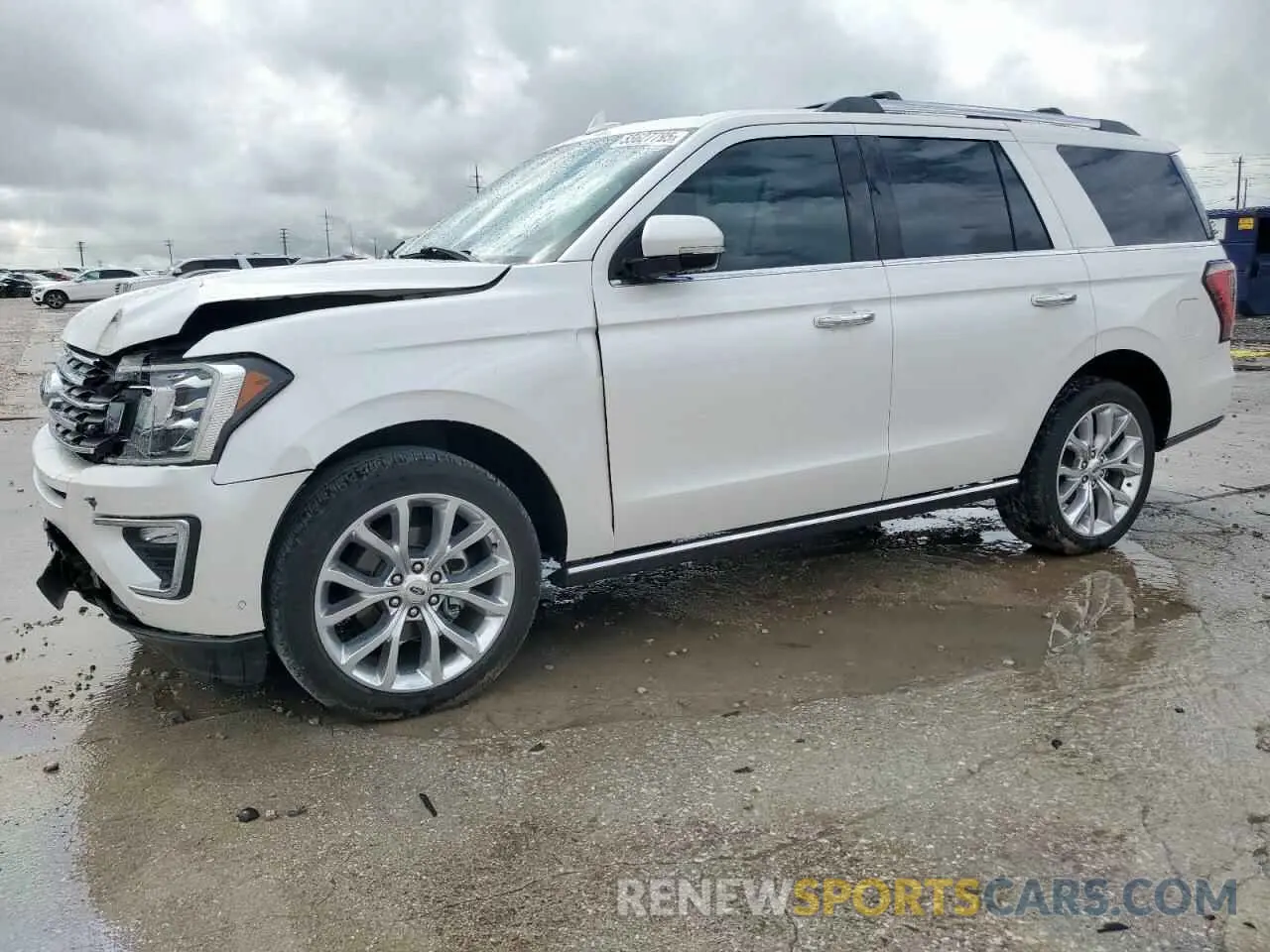 1 Photograph of a damaged car 1FMJU1KT1KEA68671 FORD EXPEDITION 2019