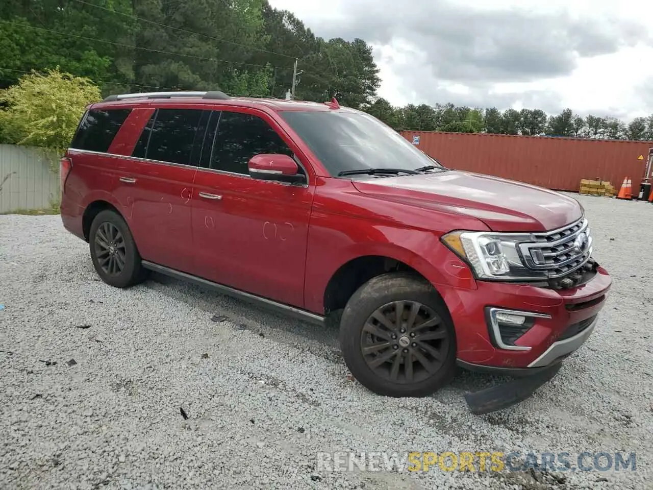 4 Photograph of a damaged car 1FMJU1KT2KEA67190 FORD EXPEDITION 2019