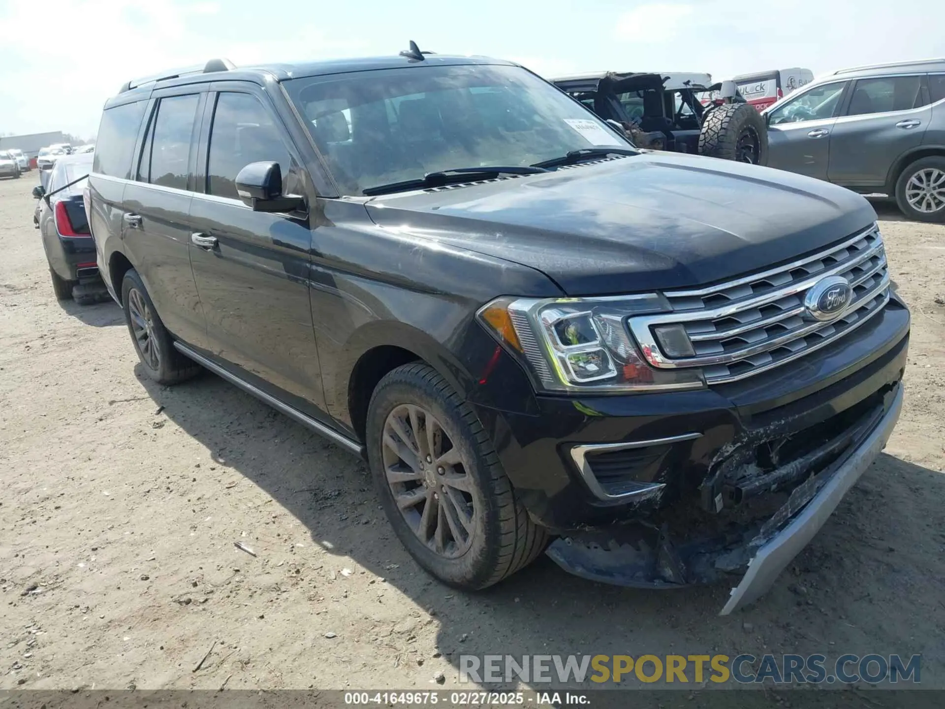 1 Photograph of a damaged car 1FMJU1KT5KEA42669 FORD EXPEDITION 2019