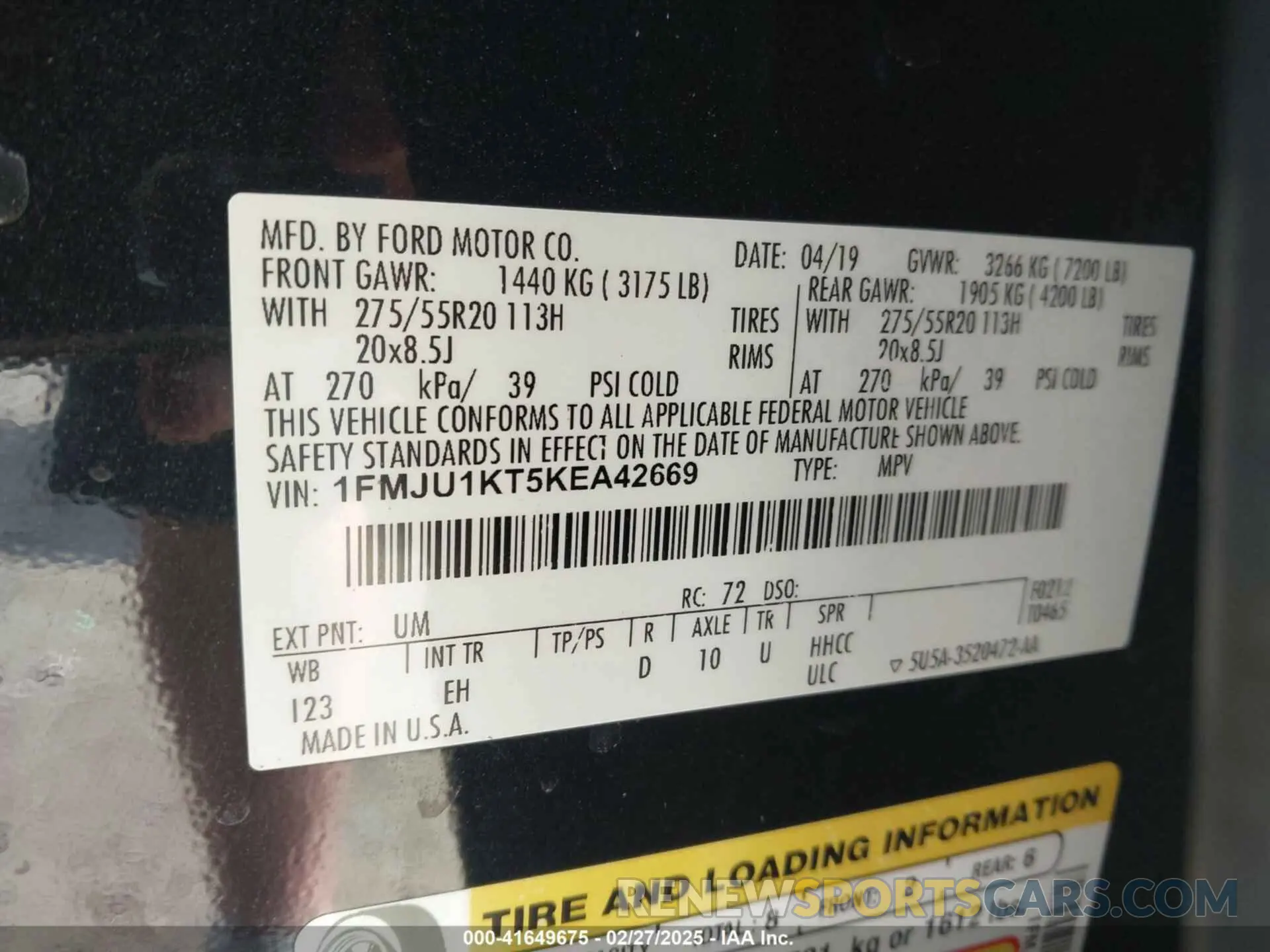 9 Photograph of a damaged car 1FMJU1KT5KEA42669 FORD EXPEDITION 2019