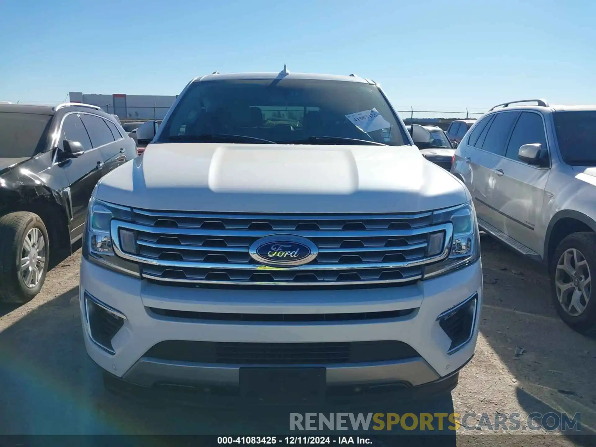 12 Photograph of a damaged car 1FMJU1KT6KEA13293 FORD EXPEDITION 2019