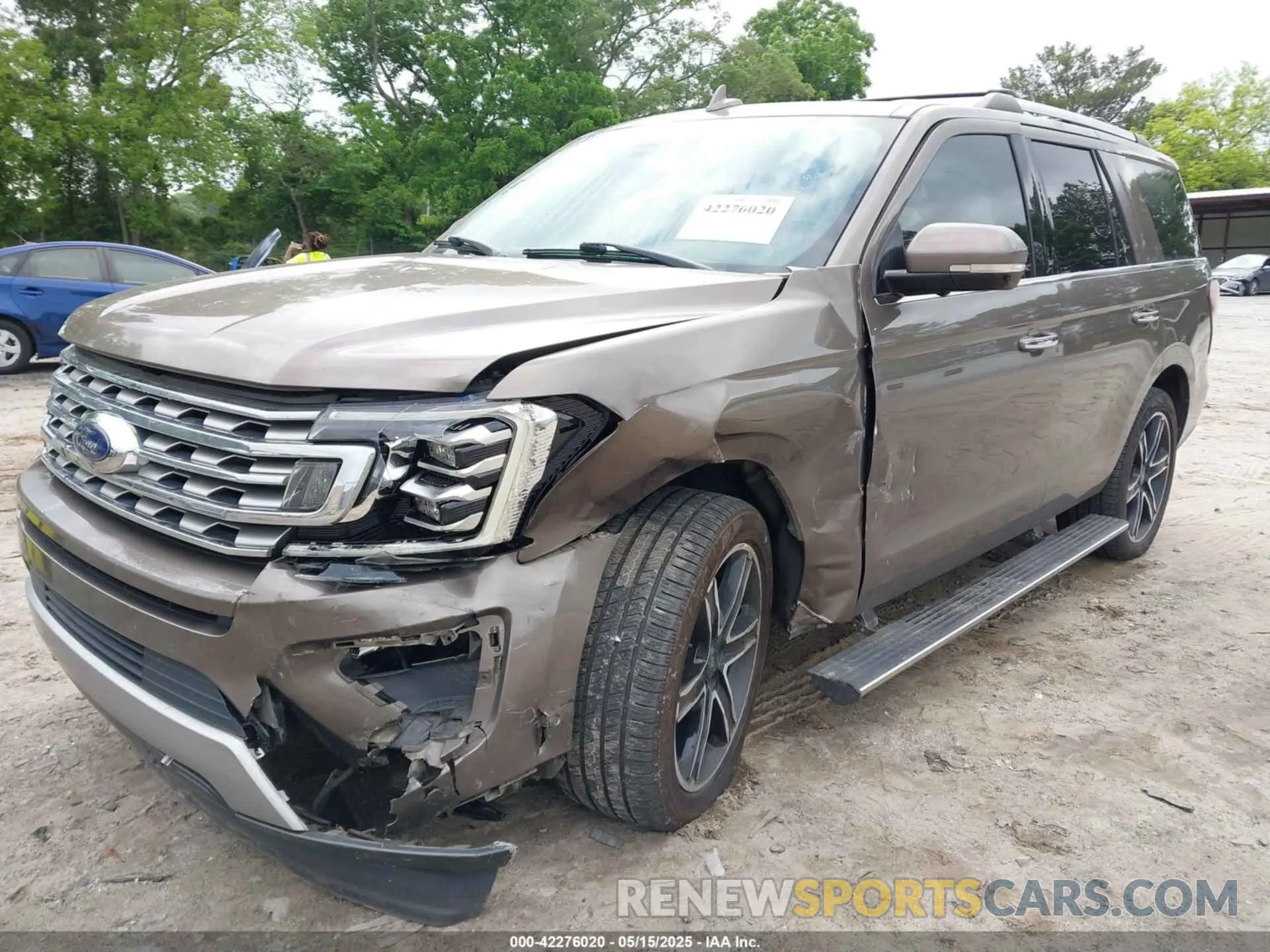 6 Photograph of a damaged car 1FMJU1KT7KEA22116 FORD EXPEDITION 2019