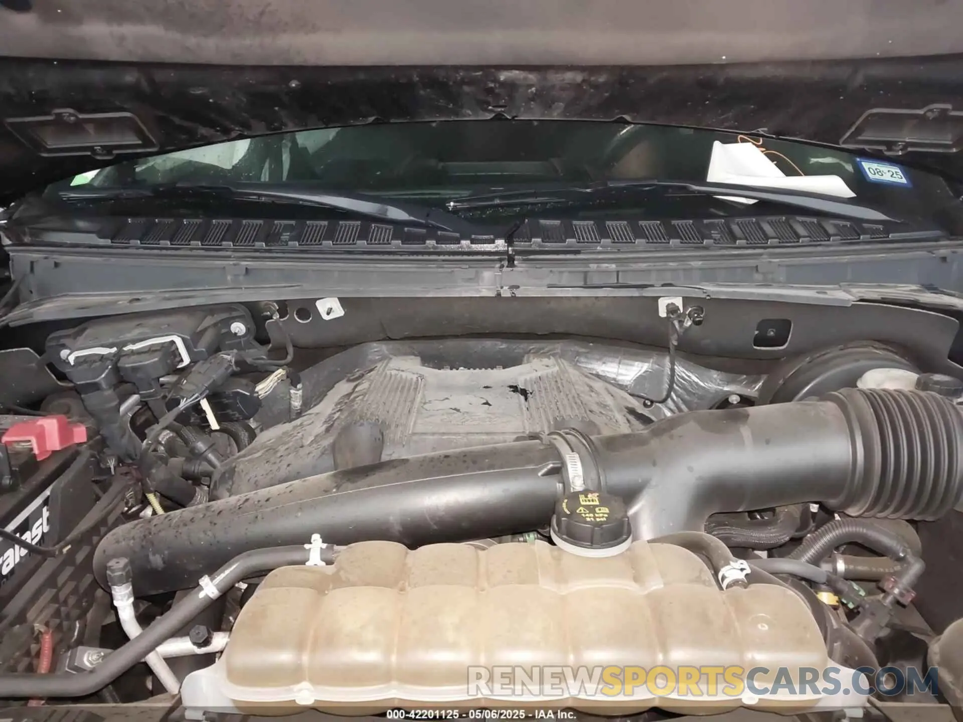 10 Photograph of a damaged car 1FMJU1KT8KEA89808 FORD EXPEDITION 2019