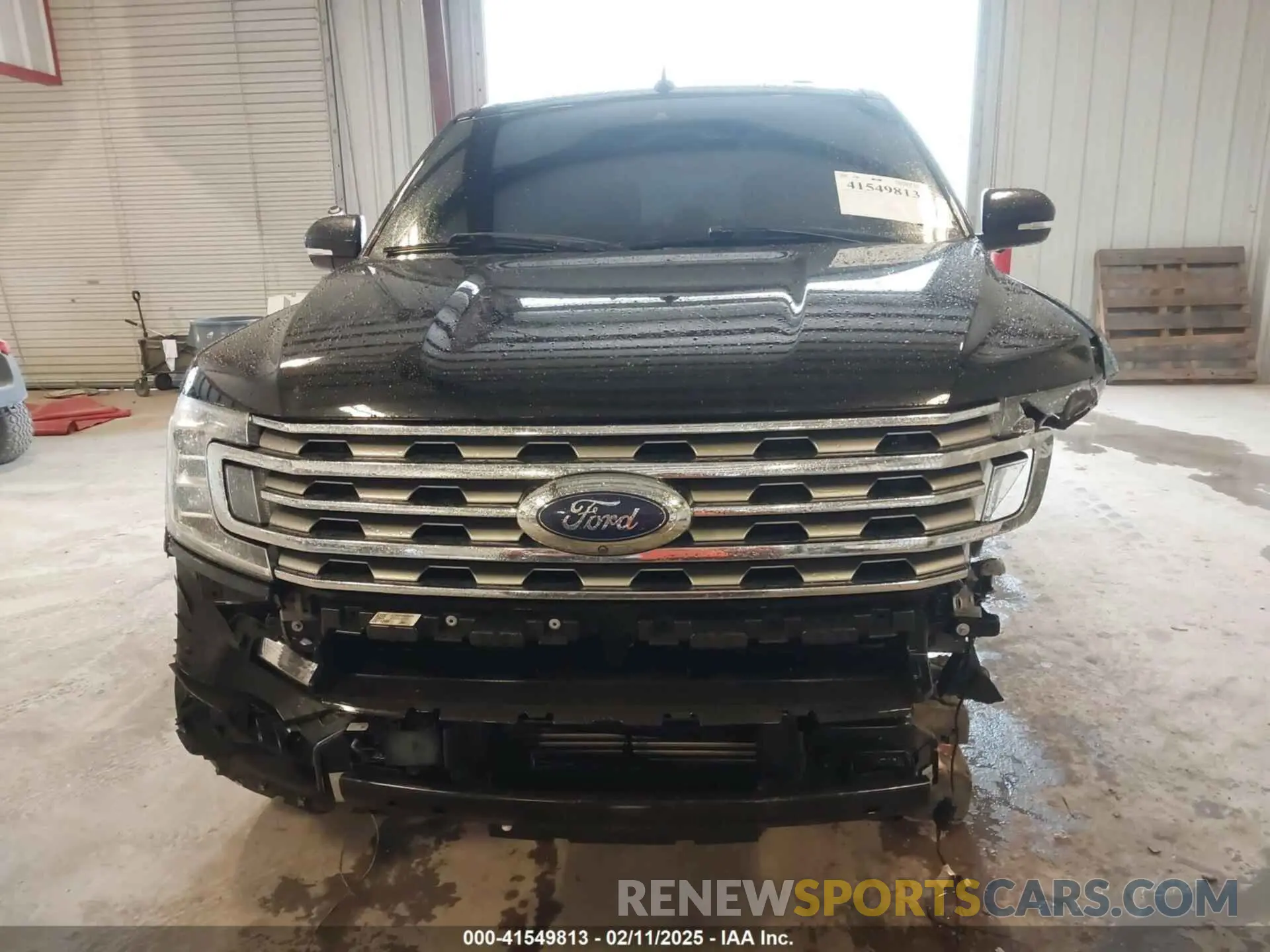 19 Photograph of a damaged car 1FMJU1KTXKEA73156 FORD EXPEDITION 2019