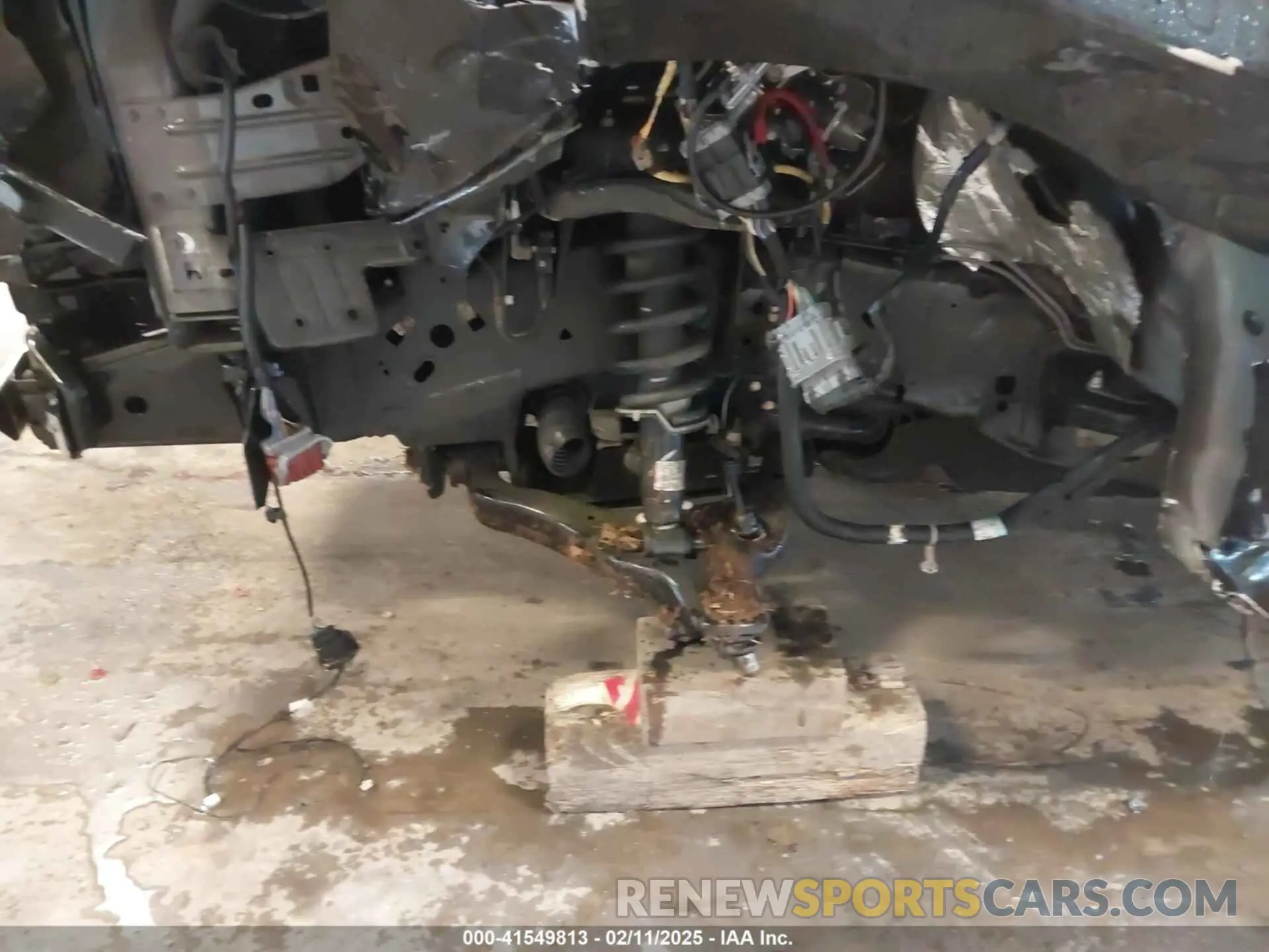 21 Photograph of a damaged car 1FMJU1KTXKEA73156 FORD EXPEDITION 2019