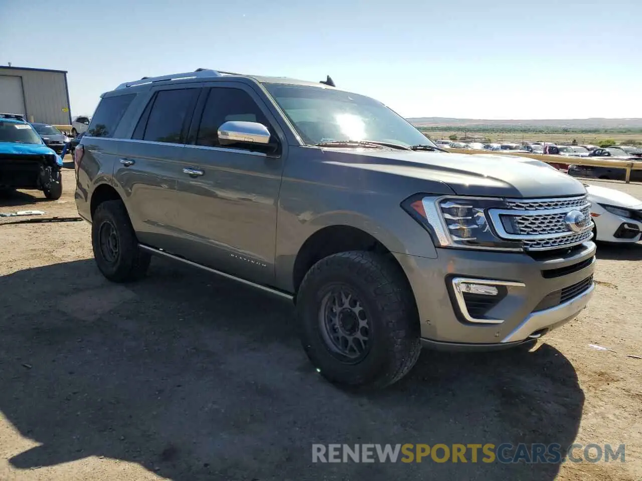 4 Photograph of a damaged car 1FMJU1MT1KEA58042 FORD EXPEDITION 2019