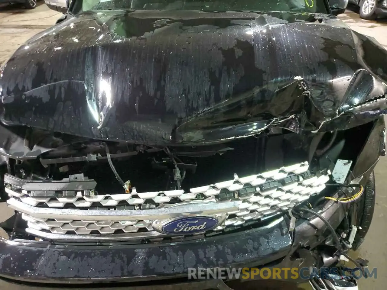 12 Photograph of a damaged car 1FMJU1MT1KEA75424 FORD EXPEDITION 2019